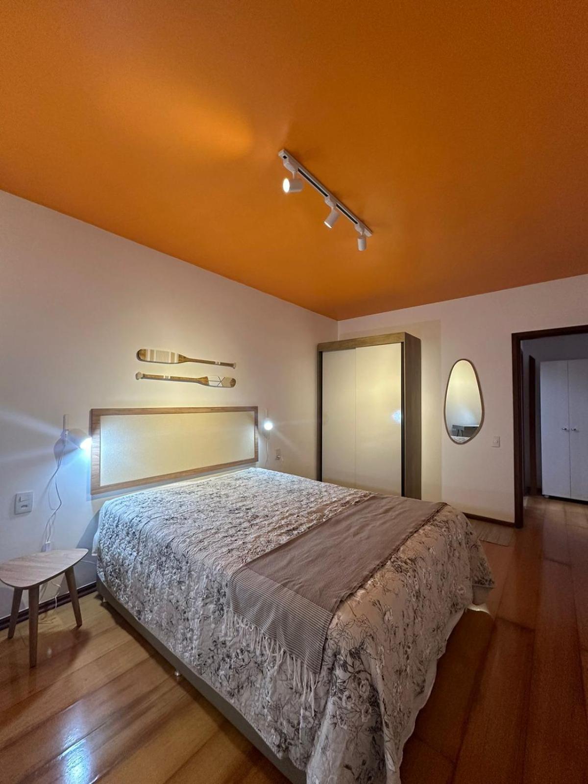 Apartamento Flat Renovado Em Copacabana Com Piscina. Rio de Janeiro