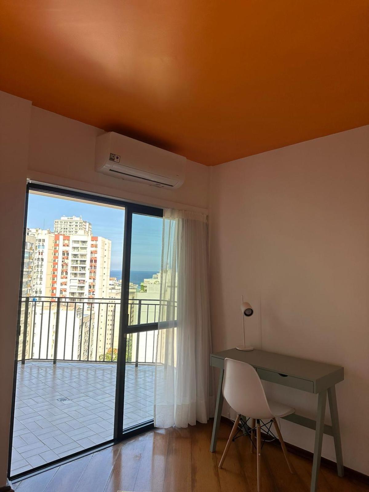 Flat Renovado Em Copacabana Com Piscina. Apartamento Rio de Janeiro