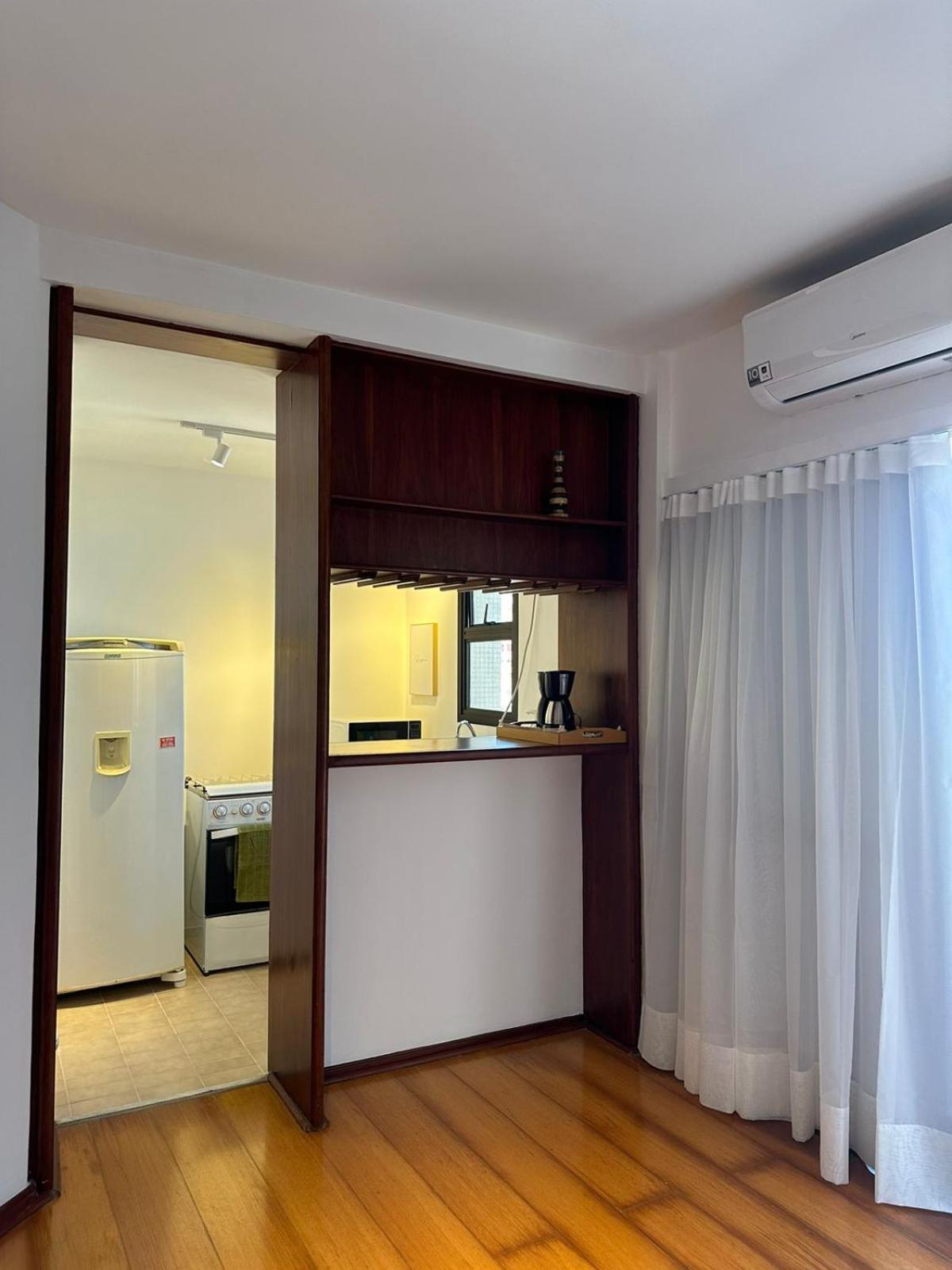 Flat Renovado Em Copacabana Com Piscina. Apartamento